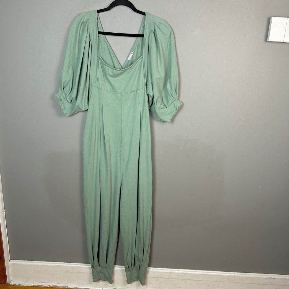 Free People Lotta Love Romper Jumpsuit XS Sage Green Puff Sleeve Pleated Cotton